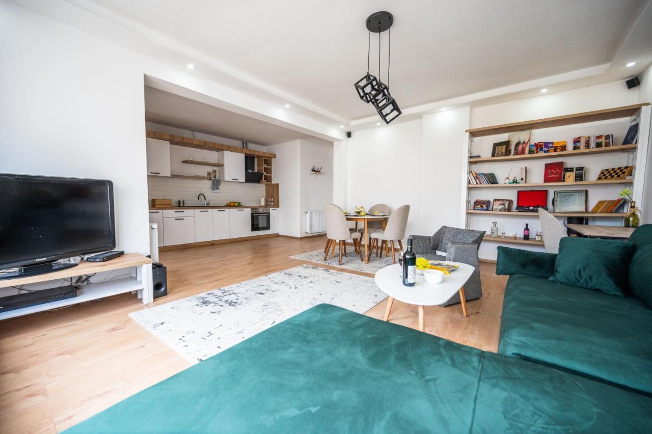 Spacious And Bright 2Bdr Apartment In The Old Town سراييفو المظهر الخارجي الصورة