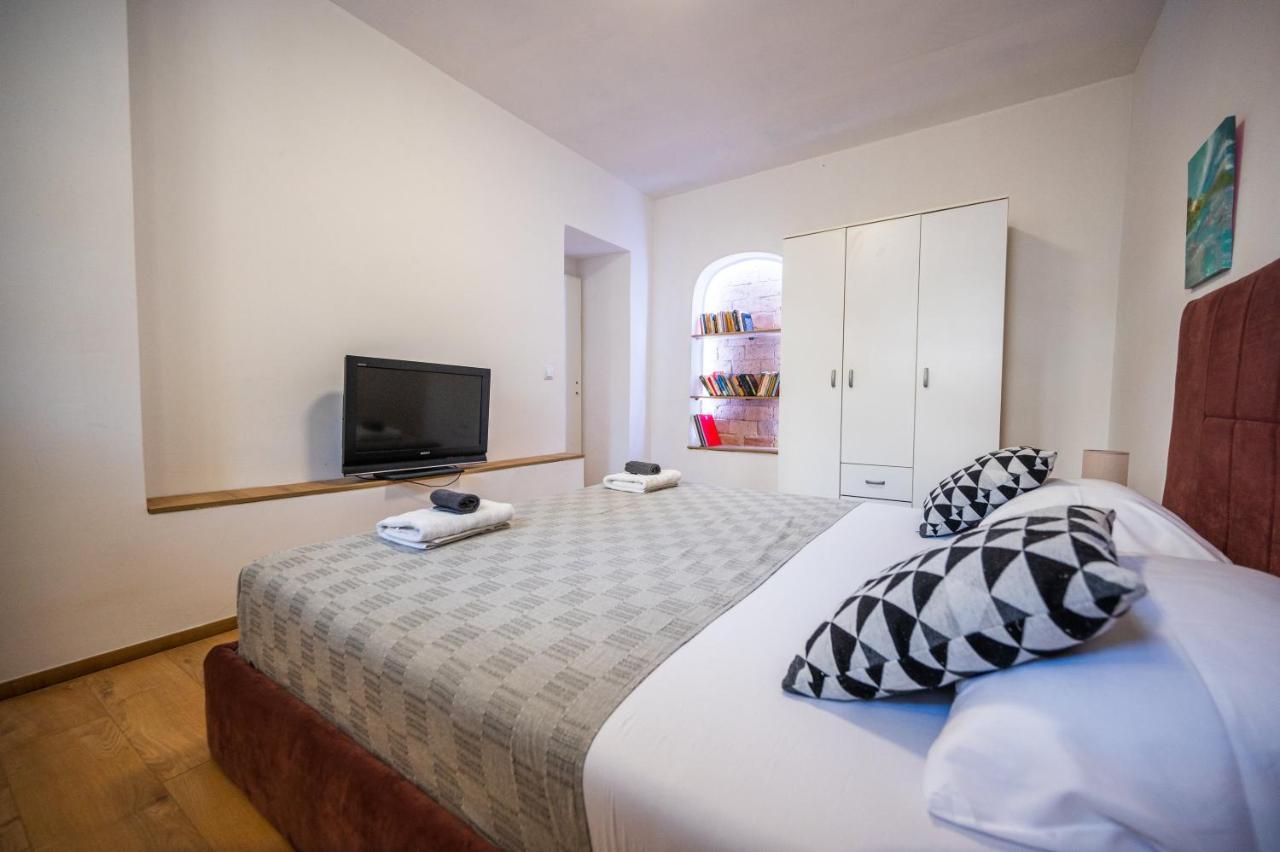Spacious And Bright 2Bdr Apartment In The Old Town سراييفو المظهر الخارجي الصورة
